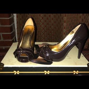 Women’s high heel shoes
